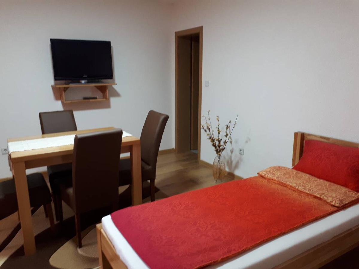 Apartmani Tajra Visoko Εξωτερικό φωτογραφία